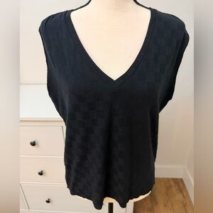 Classic V-Neck Black Checker Knit Top